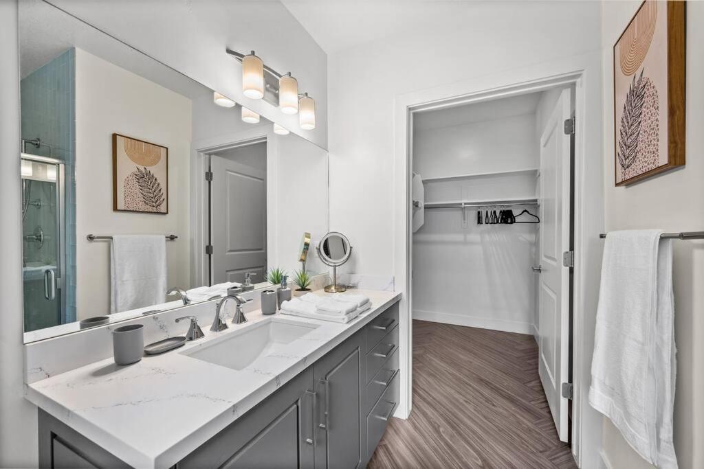 Apartment Lux Penthouse Oasis-heart Of Slc *
