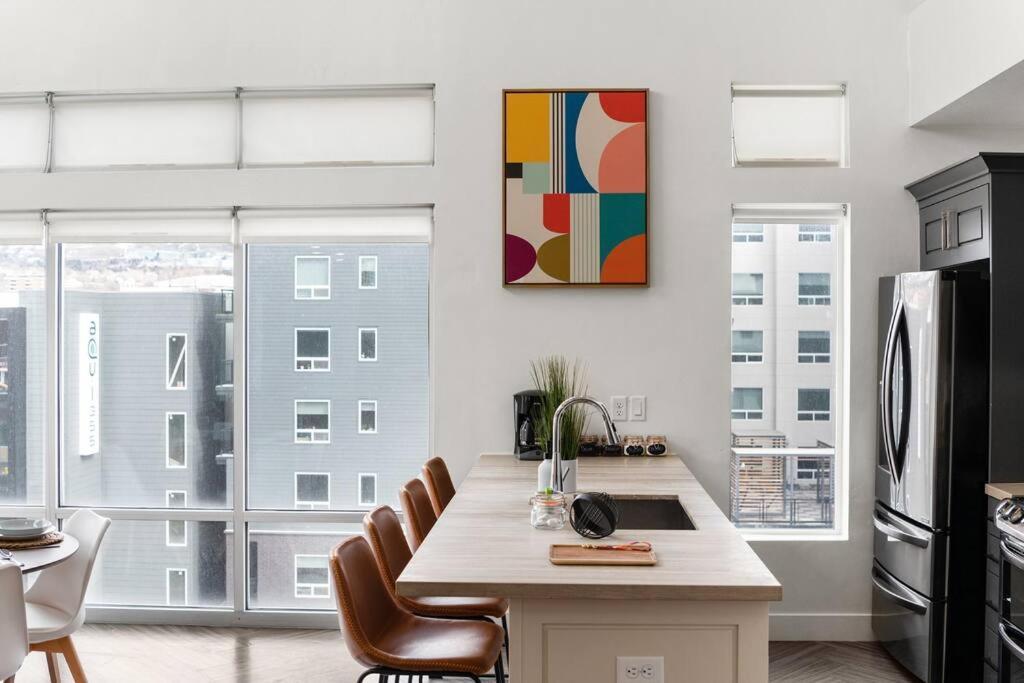 Lux Penthouse Oasis-heart Of Slc Salt Lake City