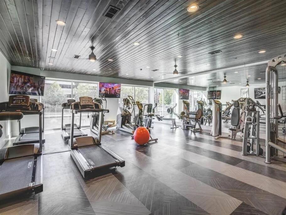 Apartment Lux Penthouse Oasis-heart Of Slc *