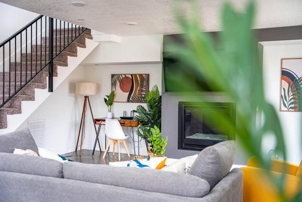 Lux Penthouse Oasis-heart Of Slc Salt Lake City