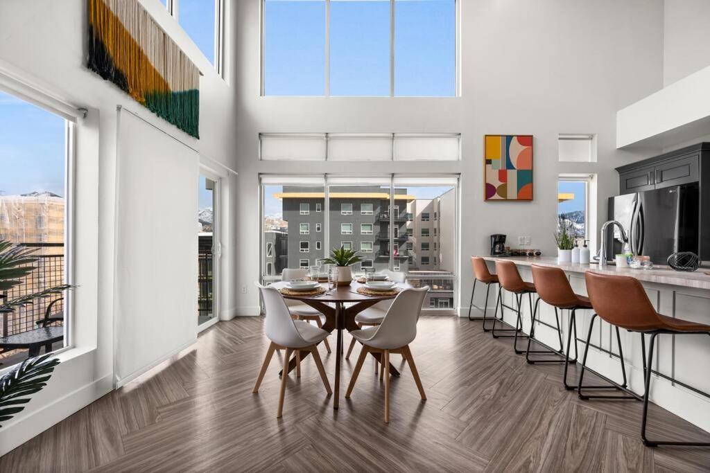Lux Penthouse Oasis-heart Of Slc Apartment *